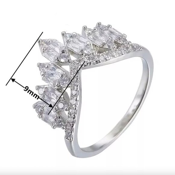 NEW 18k White Gold Sapphire Ring Band Diamond Ring - Picture 4 of 4